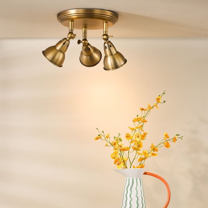 där lighting Nataniel 3 Light Spotlight in Aged Brass
