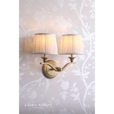 Hemsley Antique Brass Wall Light